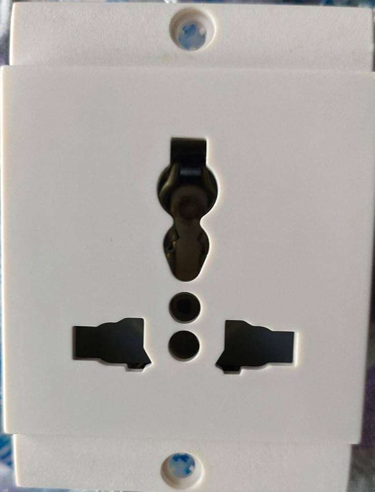 WIPRO NORTH WEST 6/16A 6 PIN HEAVY DUTY SOCKET (Ref no: M1352- PLUS)