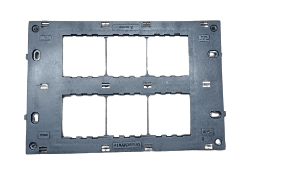 GreatWhite Myrah 12 Modular black plate