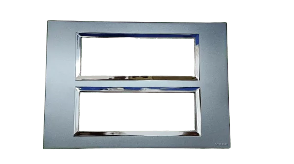 GreatWhite Myrah 12 Modular black frontplate